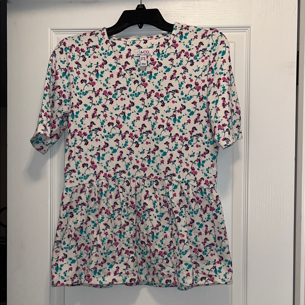 Floral Patterned Top